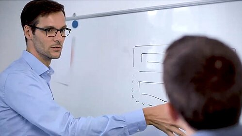 Mitarbeiterin der IVU - Gregor Karbstein