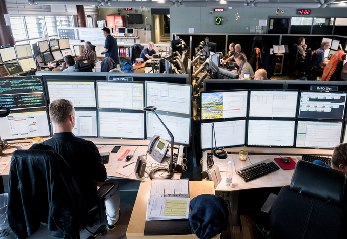 IVU Traffic Technologies - DSB Personnel Scheduling Planning Control Centre