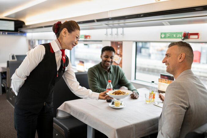 Elvetino AG schedules catering staff for dining cars with IVU.rail