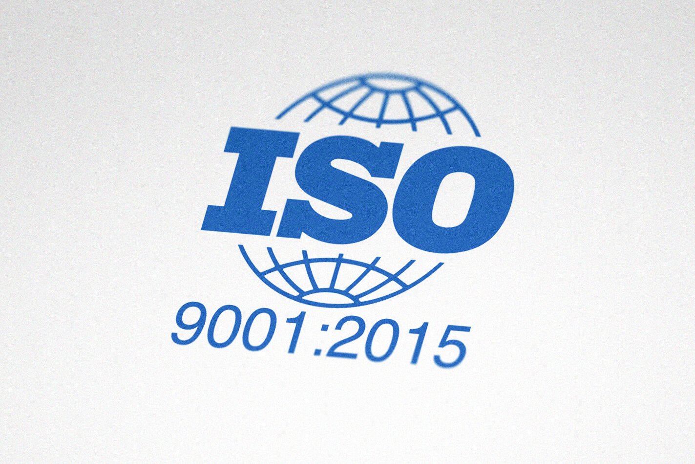 Logo des ISO 9001:2015 Standards für Qualitätsmanagement von Produkten und Prozessen