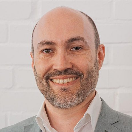 Portrait of Steffen Brümmer, Employee Representative on the Supervisory Board at IVU Traffic Technologies